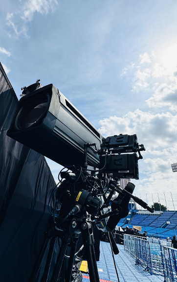 最新シネマレンズ251000mm